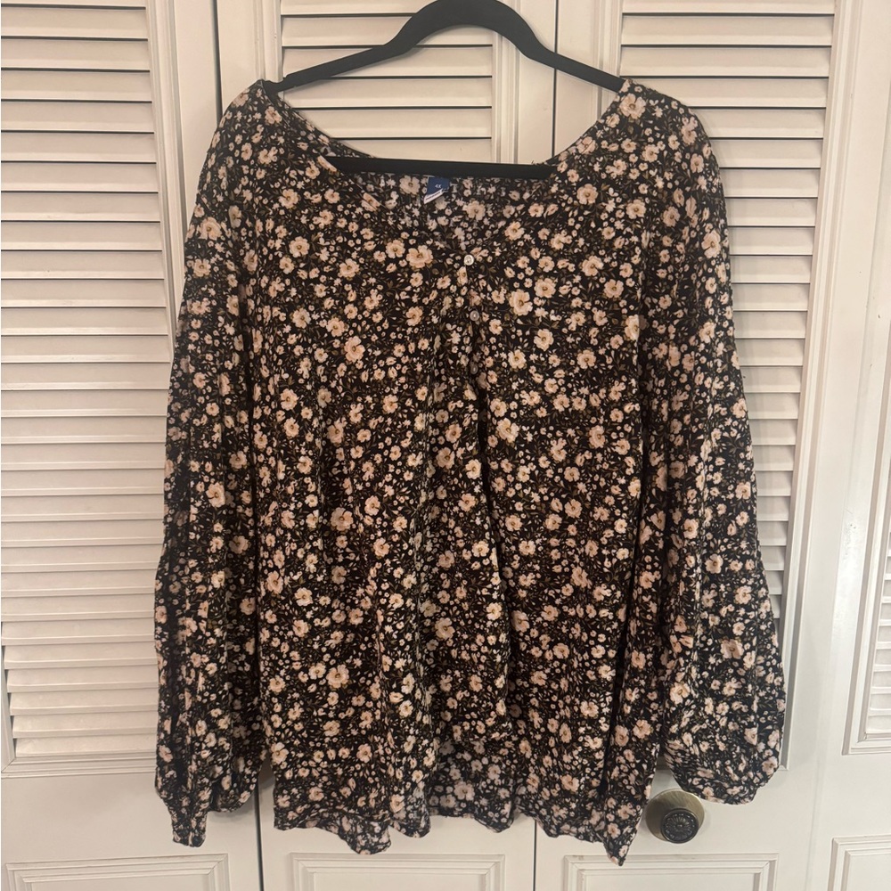 Floral Blouse (NWOT)